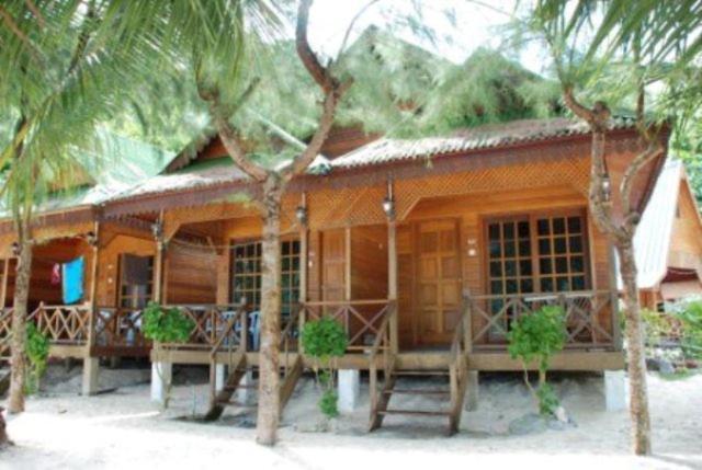 New Cocohut Chalet Hotel Kuala Terengganu Zewnętrze zdjęcie